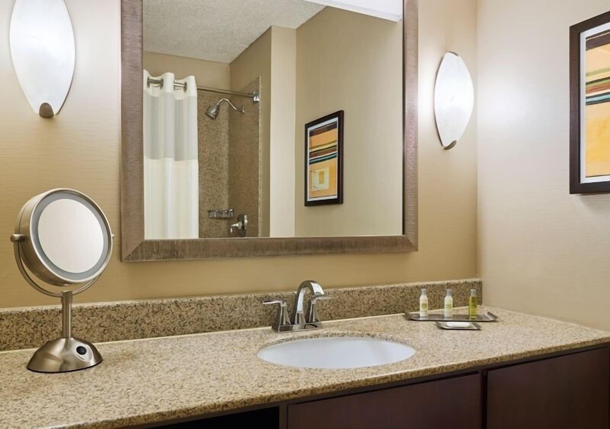 Doubletree By Hilton Houston Intercontinental Airport Hotel Eksteriør billede