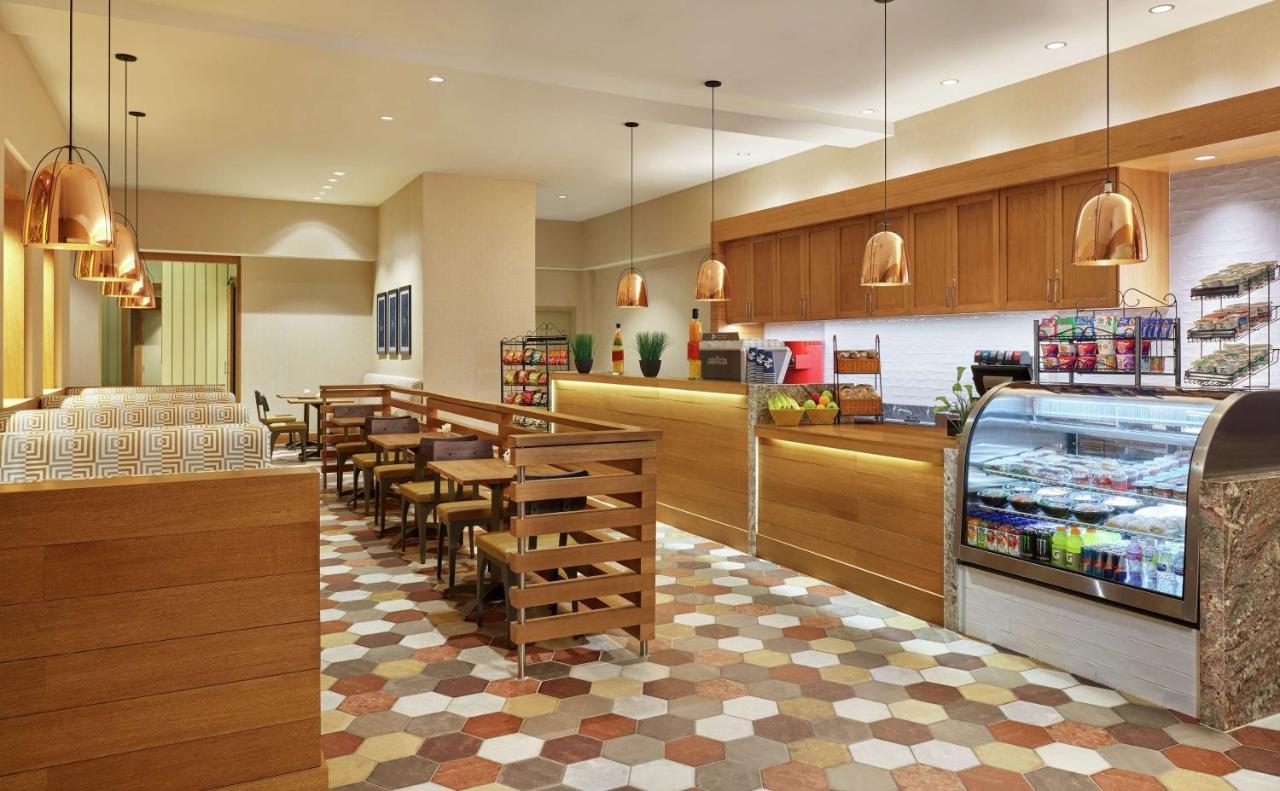 Doubletree By Hilton Houston Intercontinental Airport Hotel Eksteriør billede