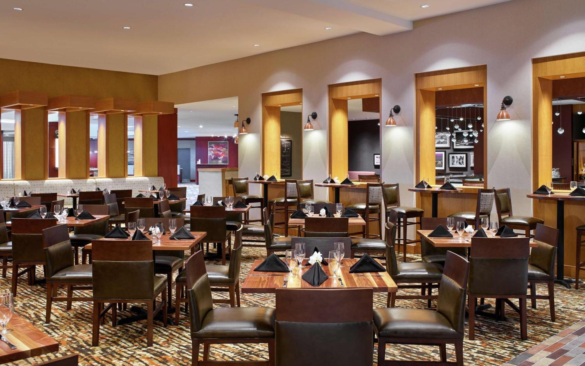 Doubletree By Hilton Houston Intercontinental Airport Hotel Eksteriør billede