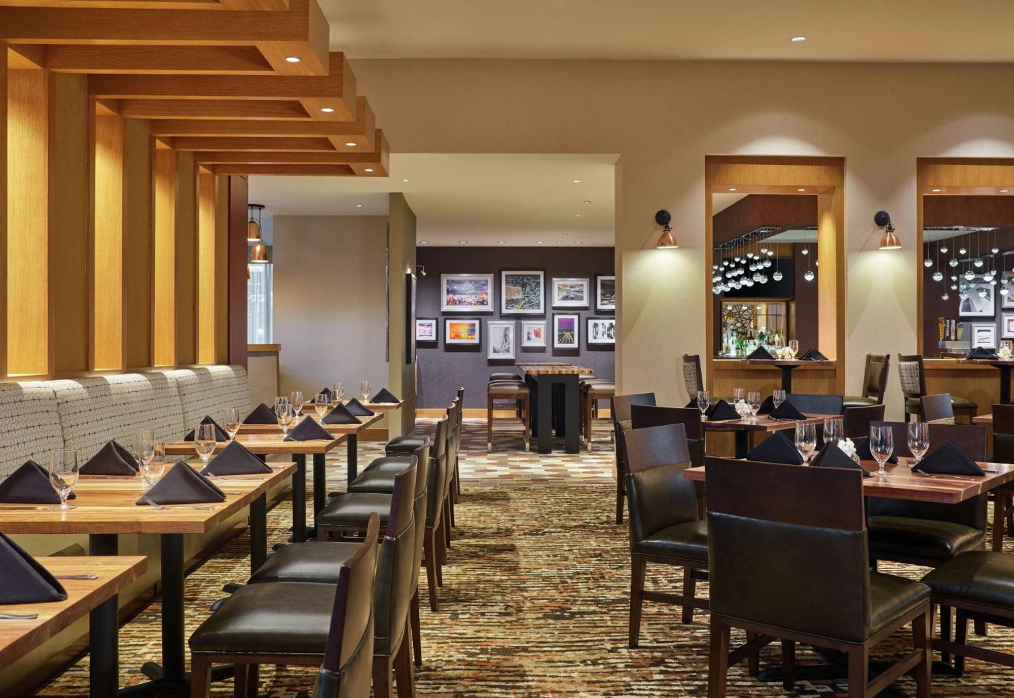 Doubletree By Hilton Houston Intercontinental Airport Hotel Eksteriør billede
