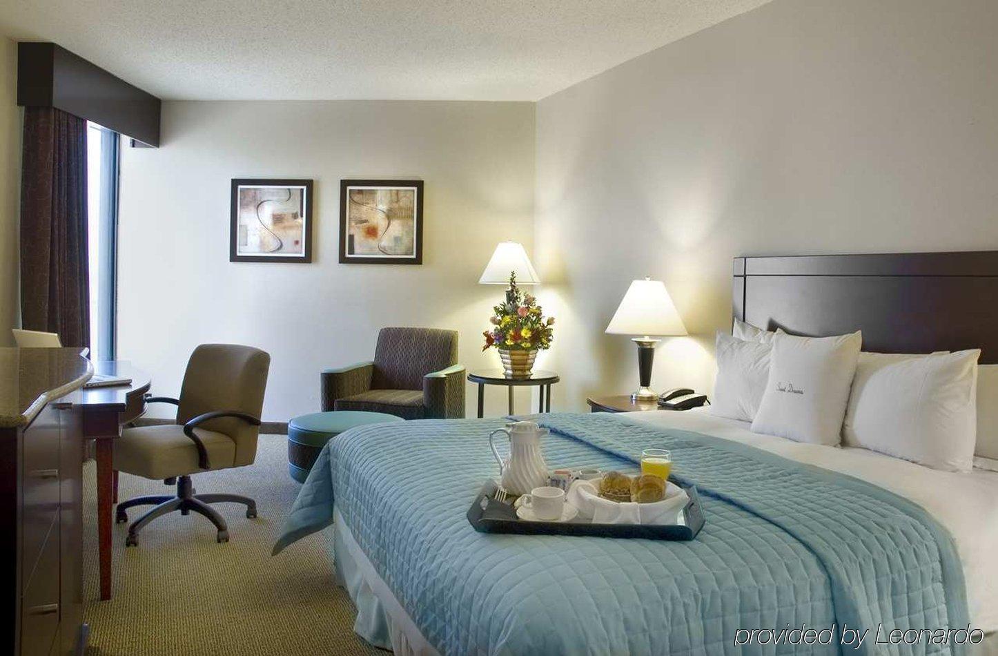 Doubletree By Hilton Houston Intercontinental Airport Hotel Værelse billede
